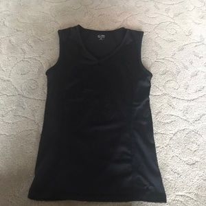 Athletic all black tanktop